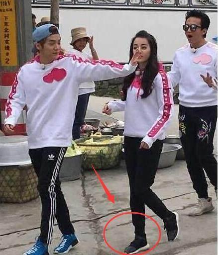 明星测身高视频,测身高视频背后的惊人真相