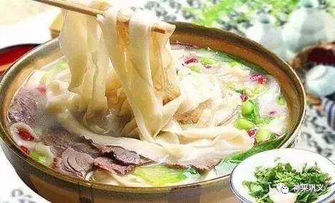 烩面卤肉丁的做法视频,美味肉丁烩面的制作秘诀