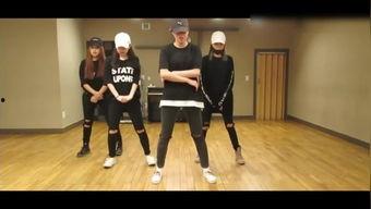 闹春舞蹈视频,欢腾喜庆的民俗风情展现